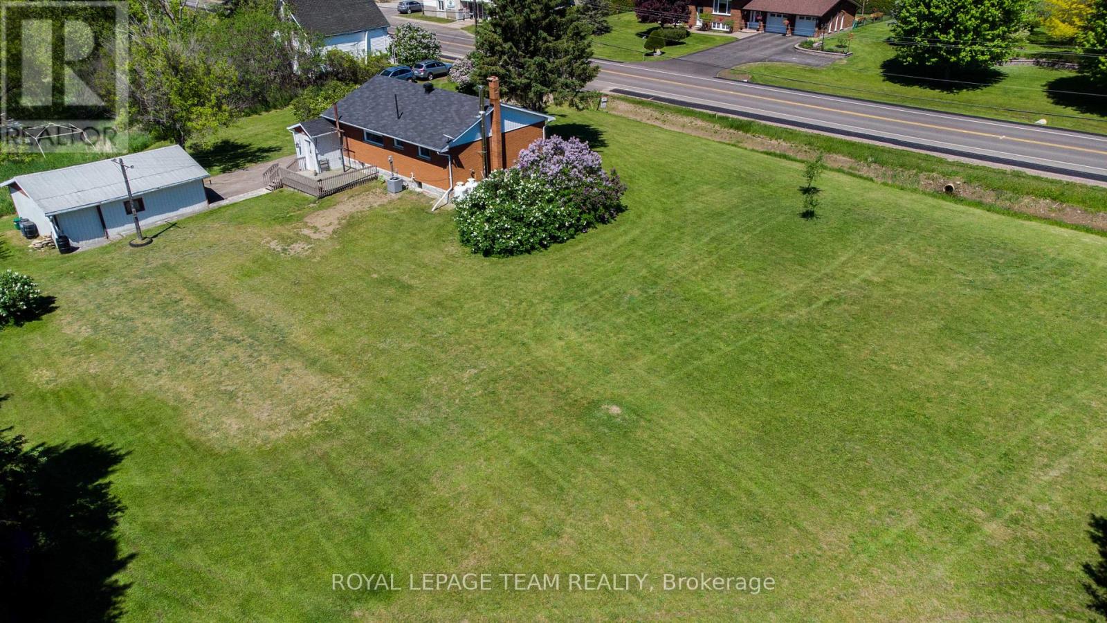 285 FOYMOUNT ROAD - 33