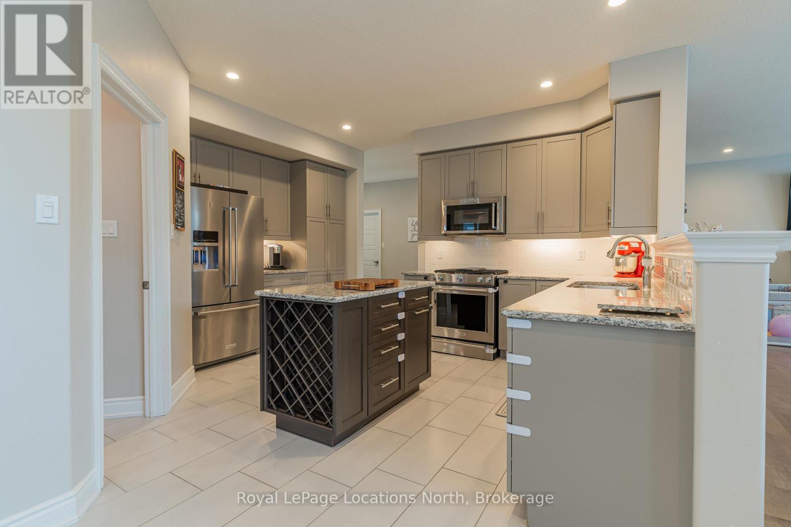 14 WILSON STREET - 12