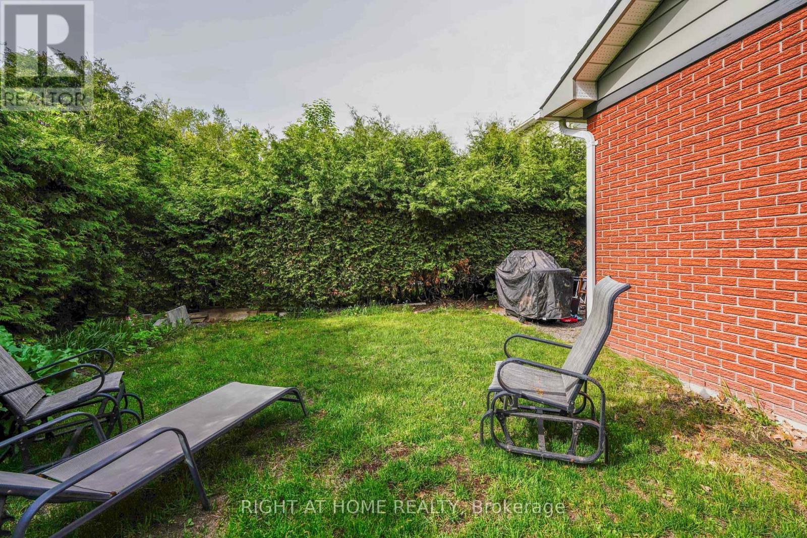 3 POMMEL CRESCENT - 43