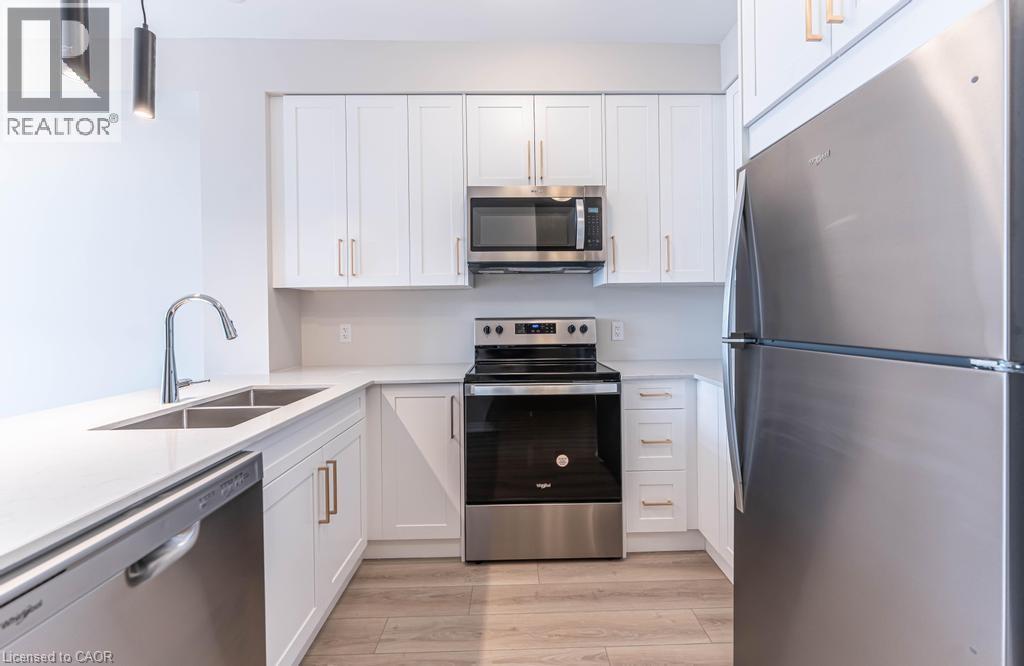 #104 120 SPRINGVALLEY Crescent - 9