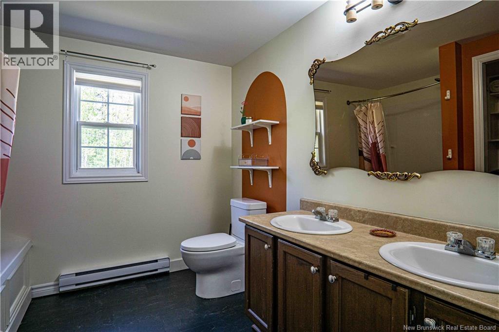 1388 Post Road - 25