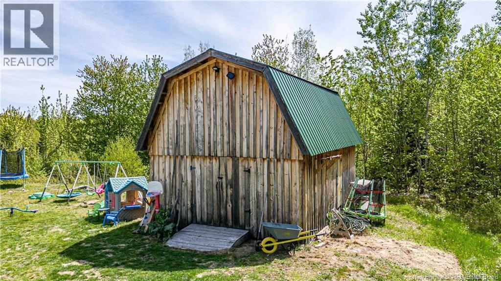 1388 Post Road - 45