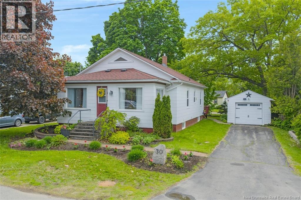30 Stewart Avenue - 1