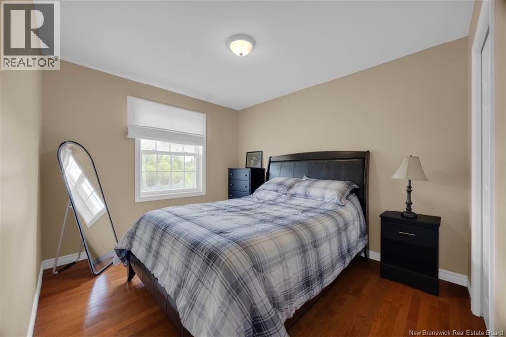 14 Lorie Lane - 16