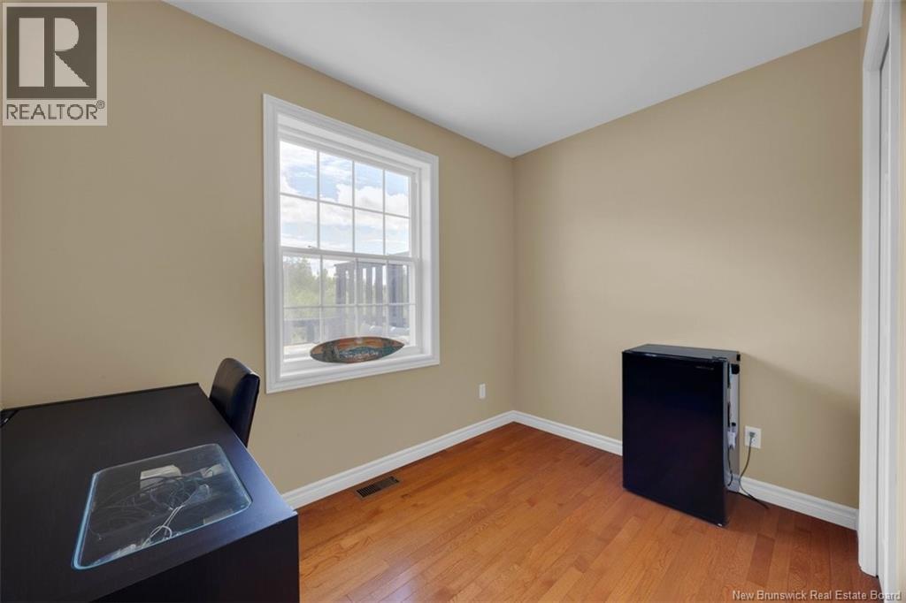 14 Lorie Lane - 18