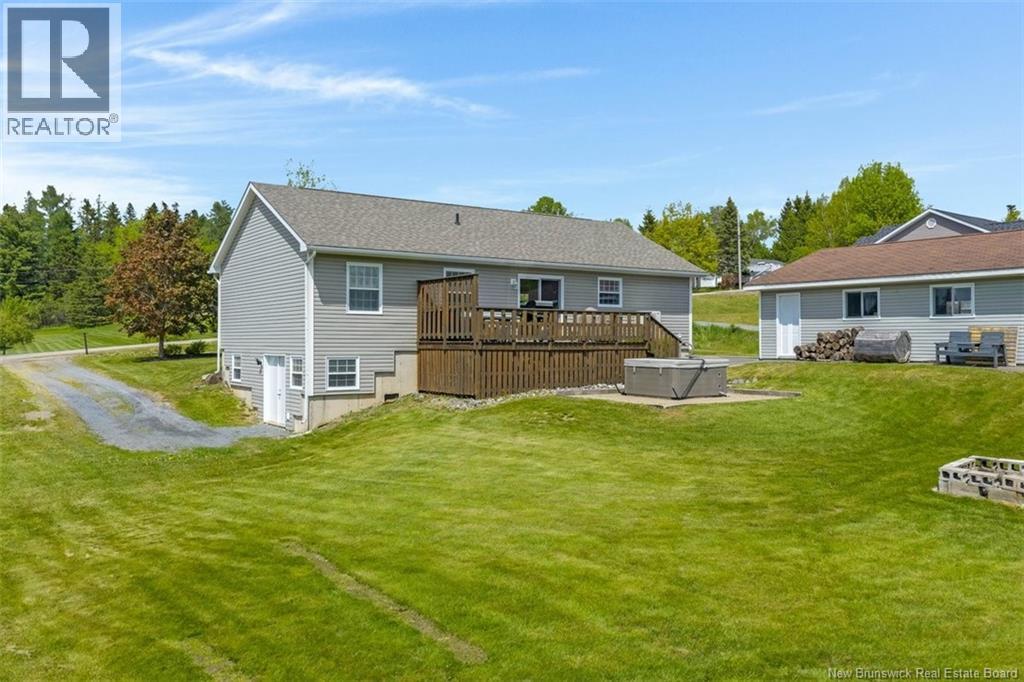 14 Lorie Lane - 26