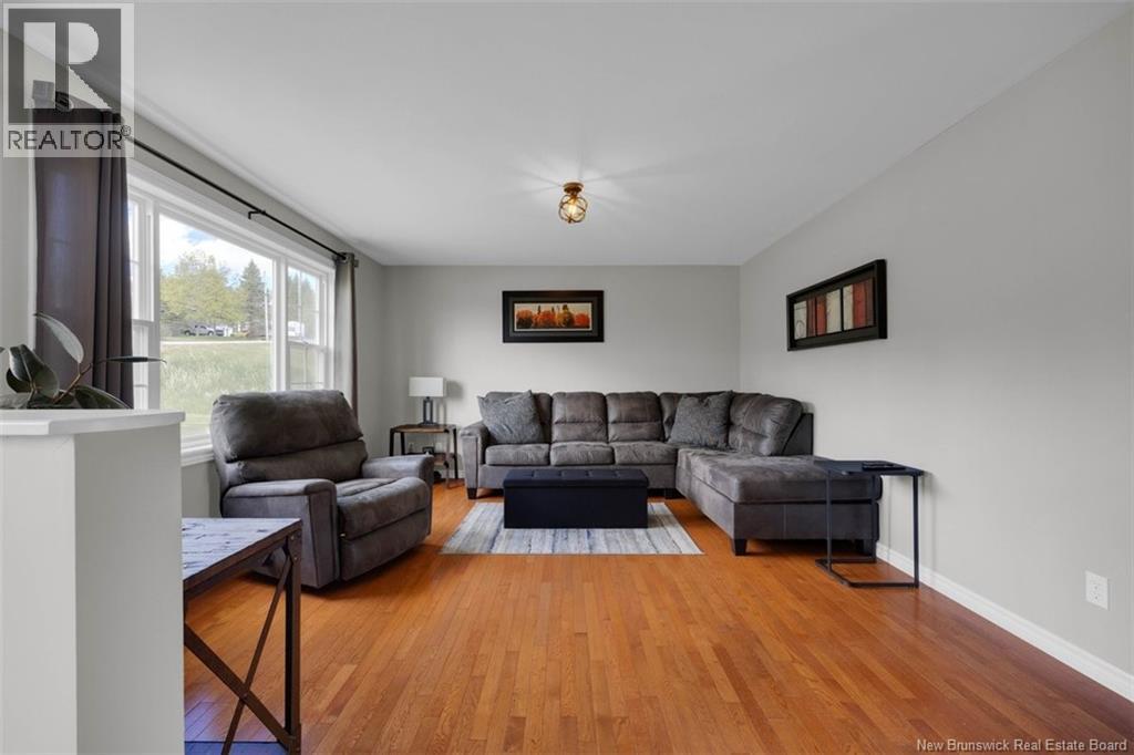 14 Lorie Lane - 5