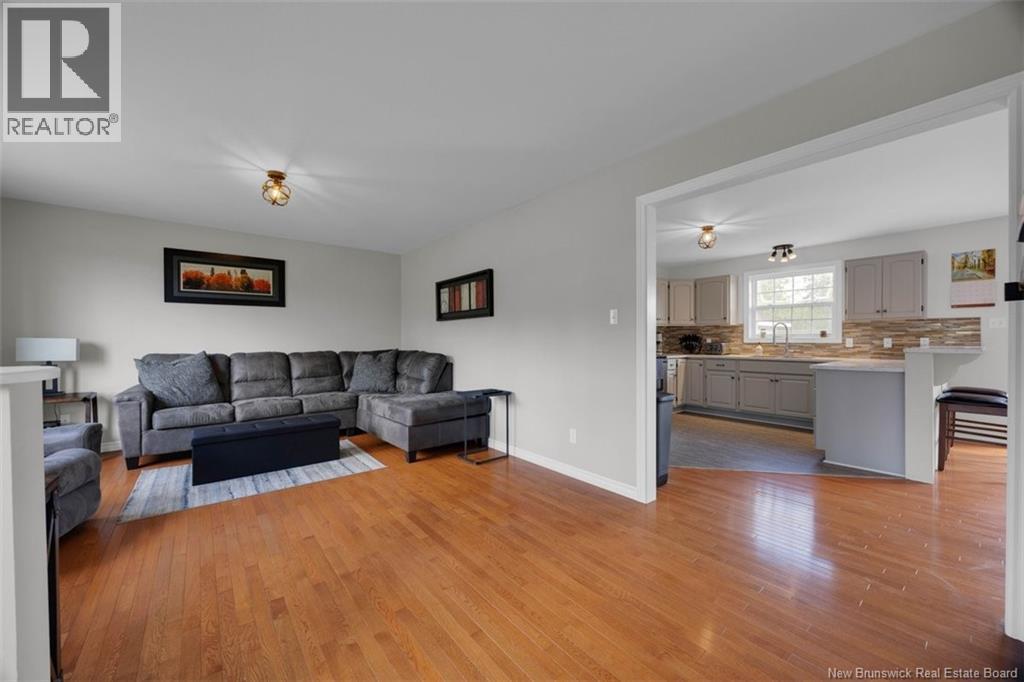 14 Lorie Lane - 6