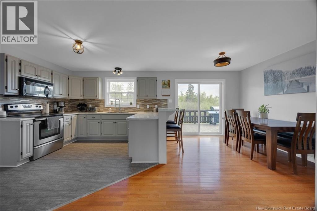 14 Lorie Lane - 8