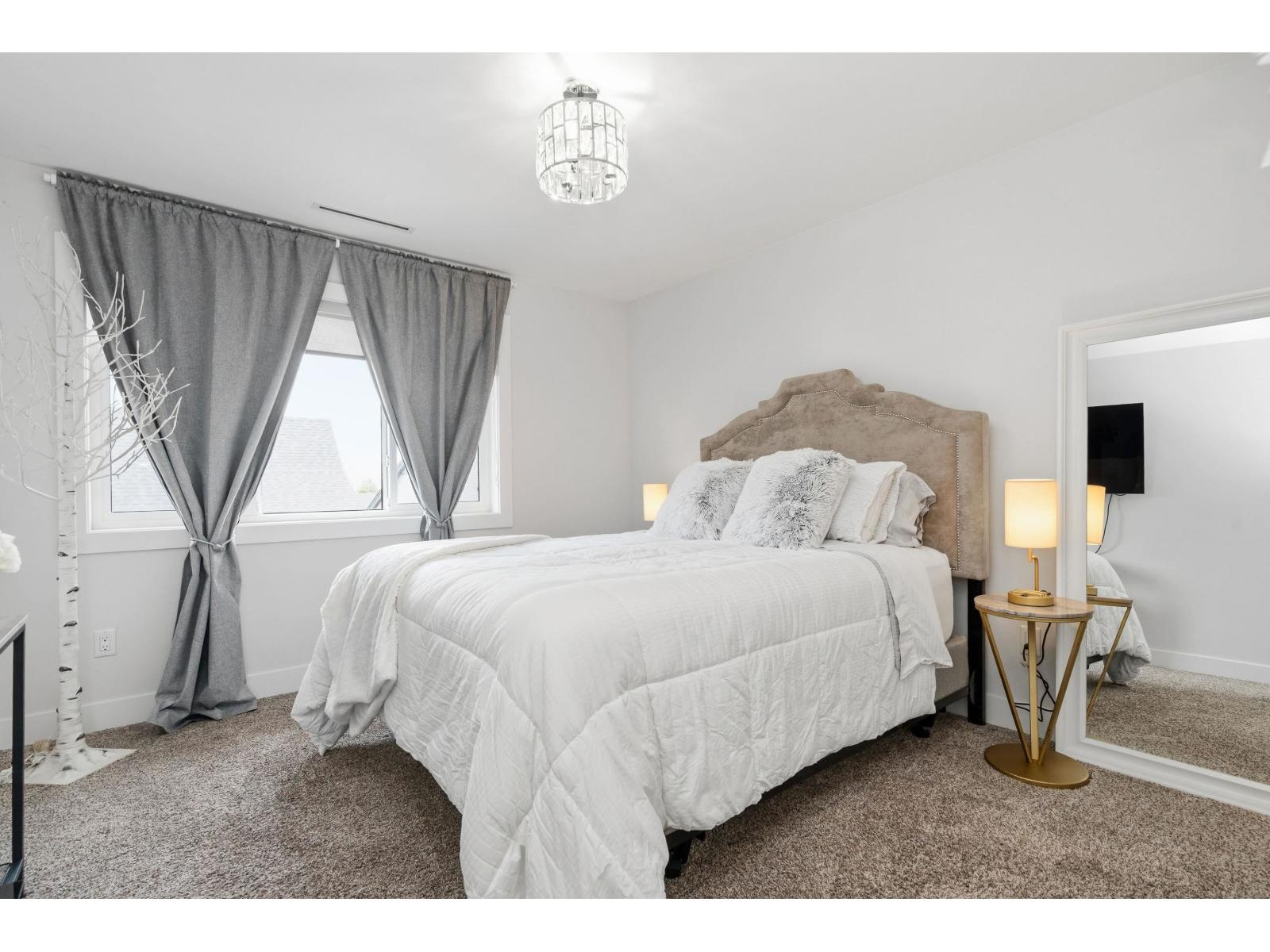 73 15177 60 AVENUE, Surrey