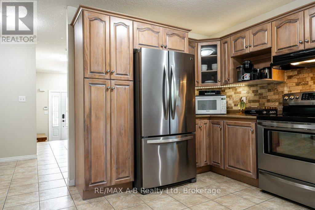 310 WETTLAUFER STREET - 10