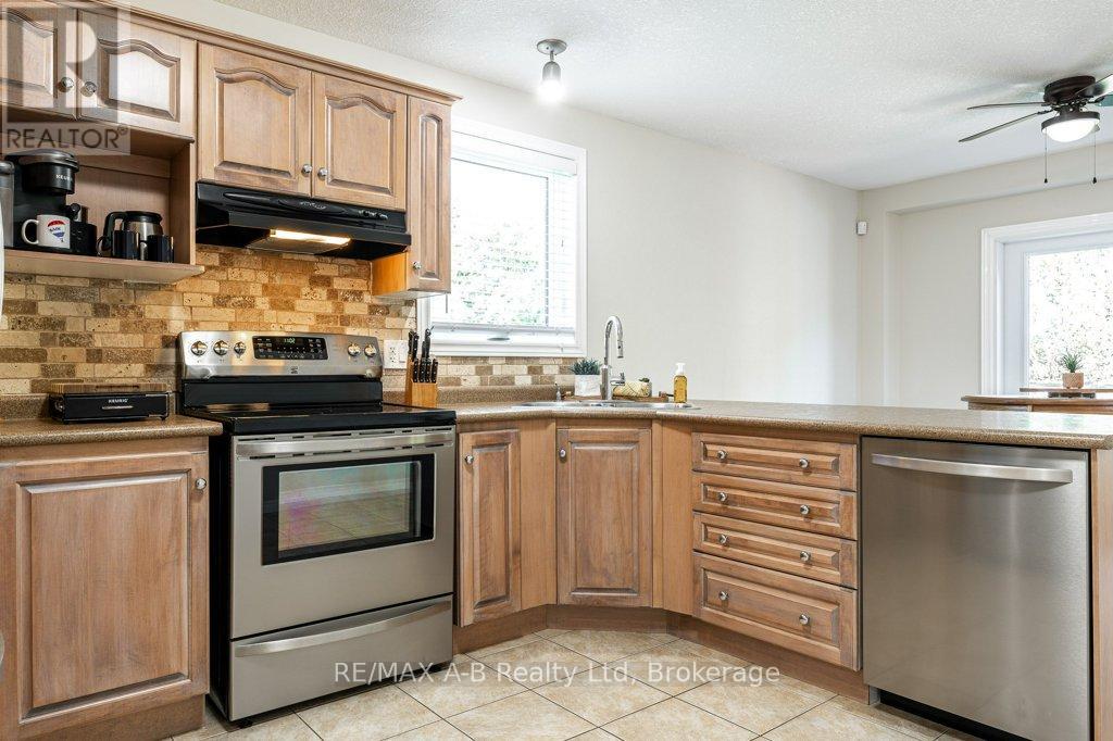 310 WETTLAUFER STREET - 12