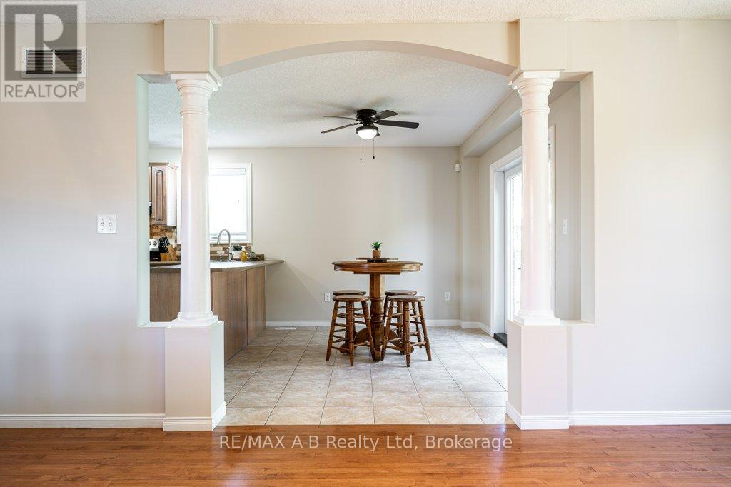 310 WETTLAUFER STREET - 14