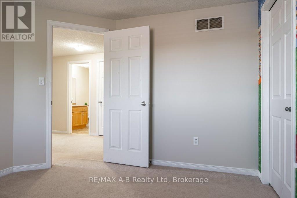 310 WETTLAUFER STREET - 26