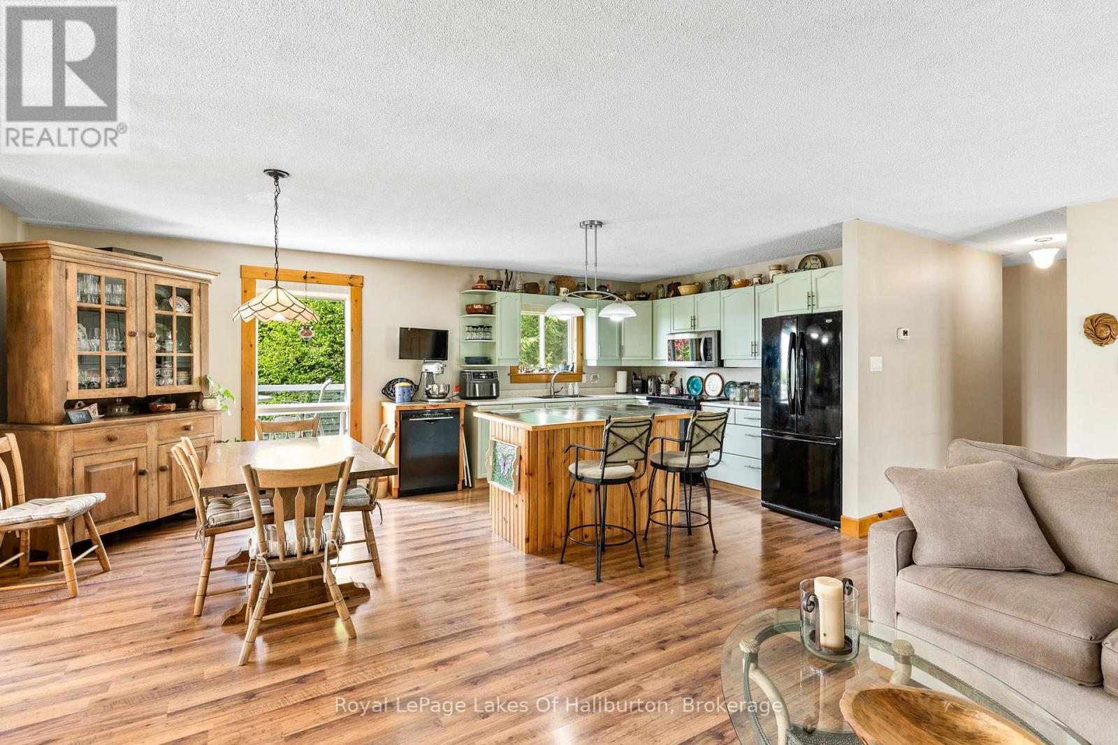 1123 BALMORAL LANE - 11