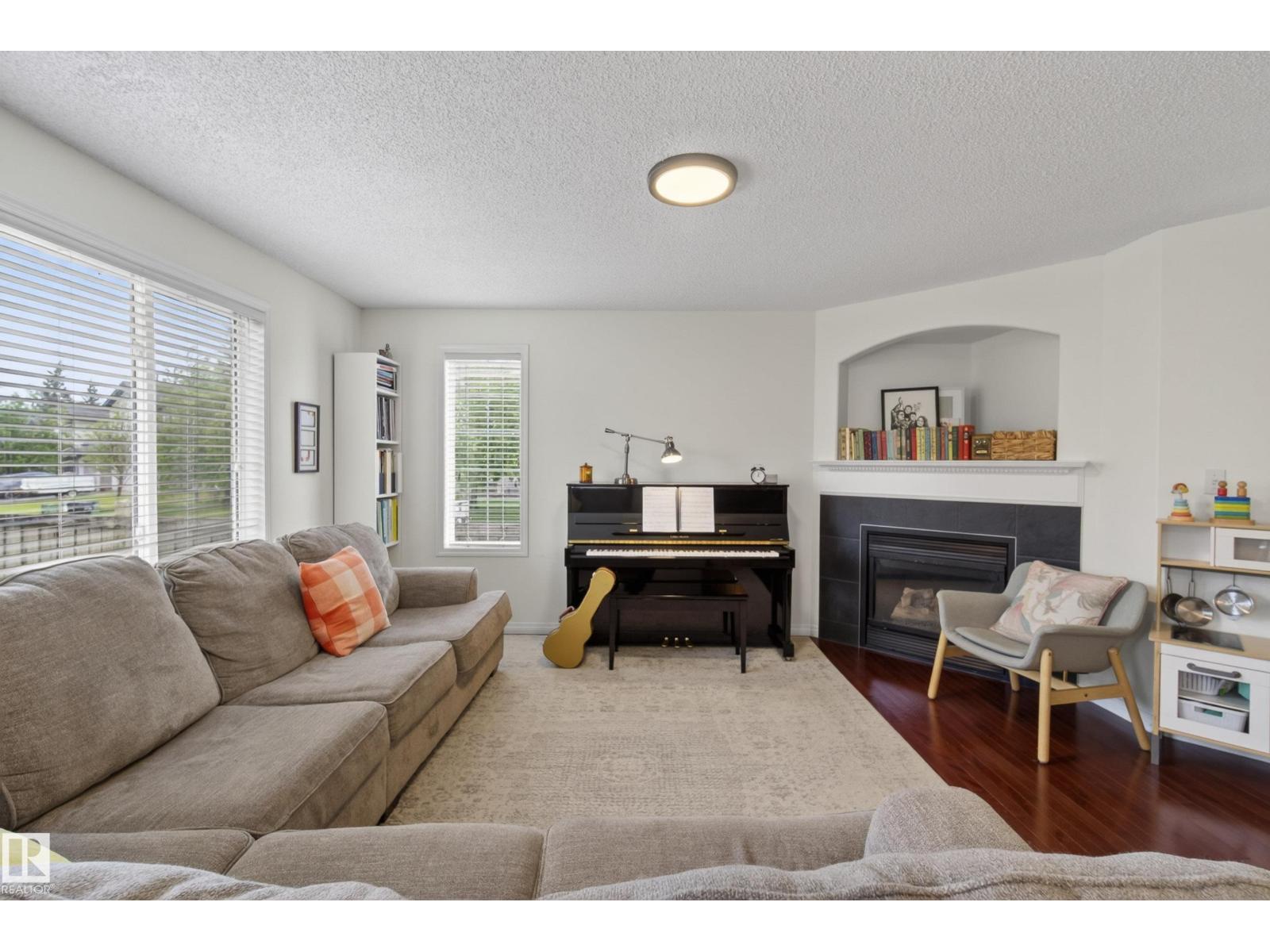 3972 MCMULLEN GREEN GR SW - 19
