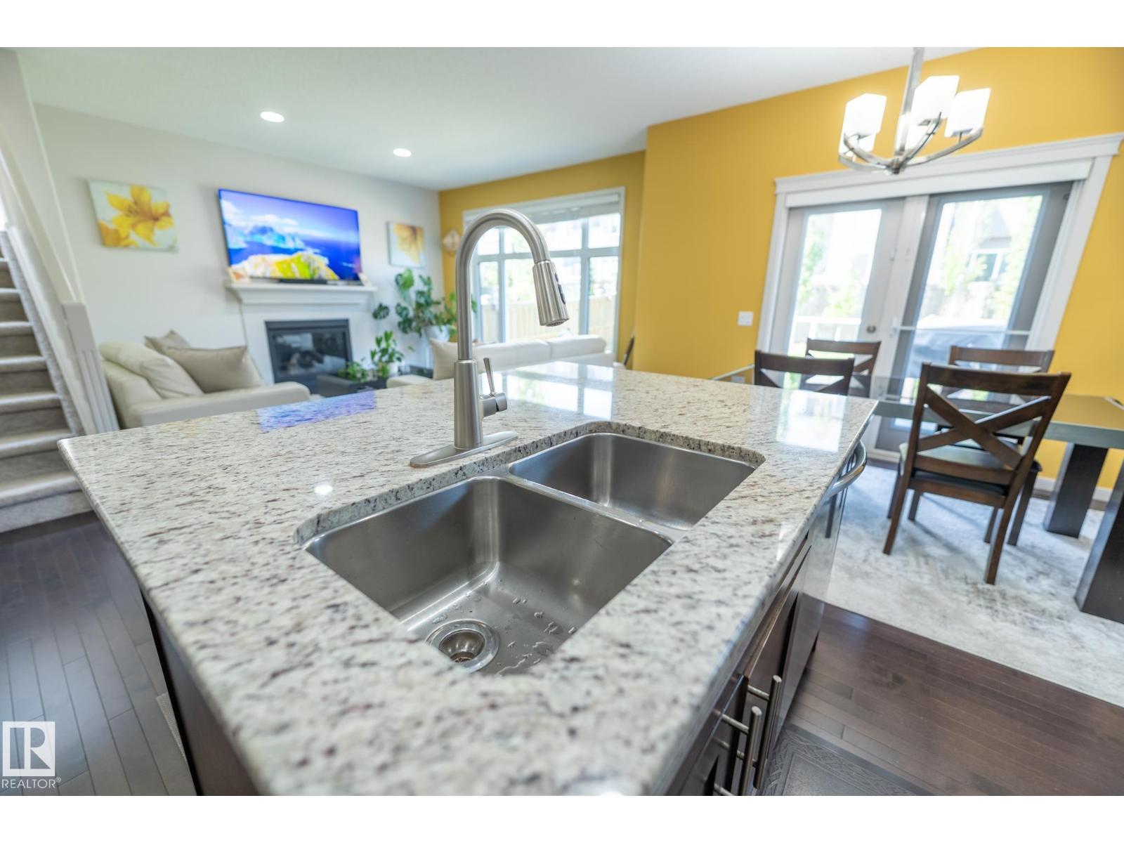 8508 219 ST NW - 14