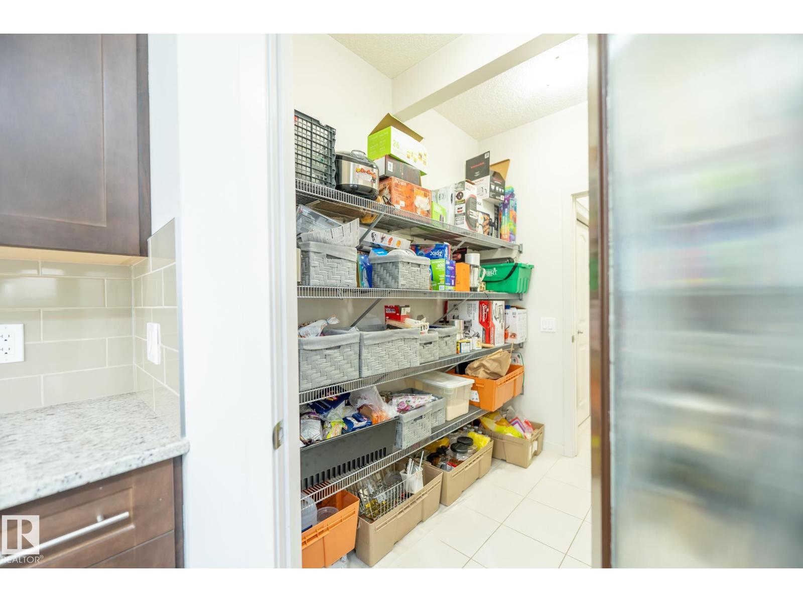 8508 219 ST NW - 17