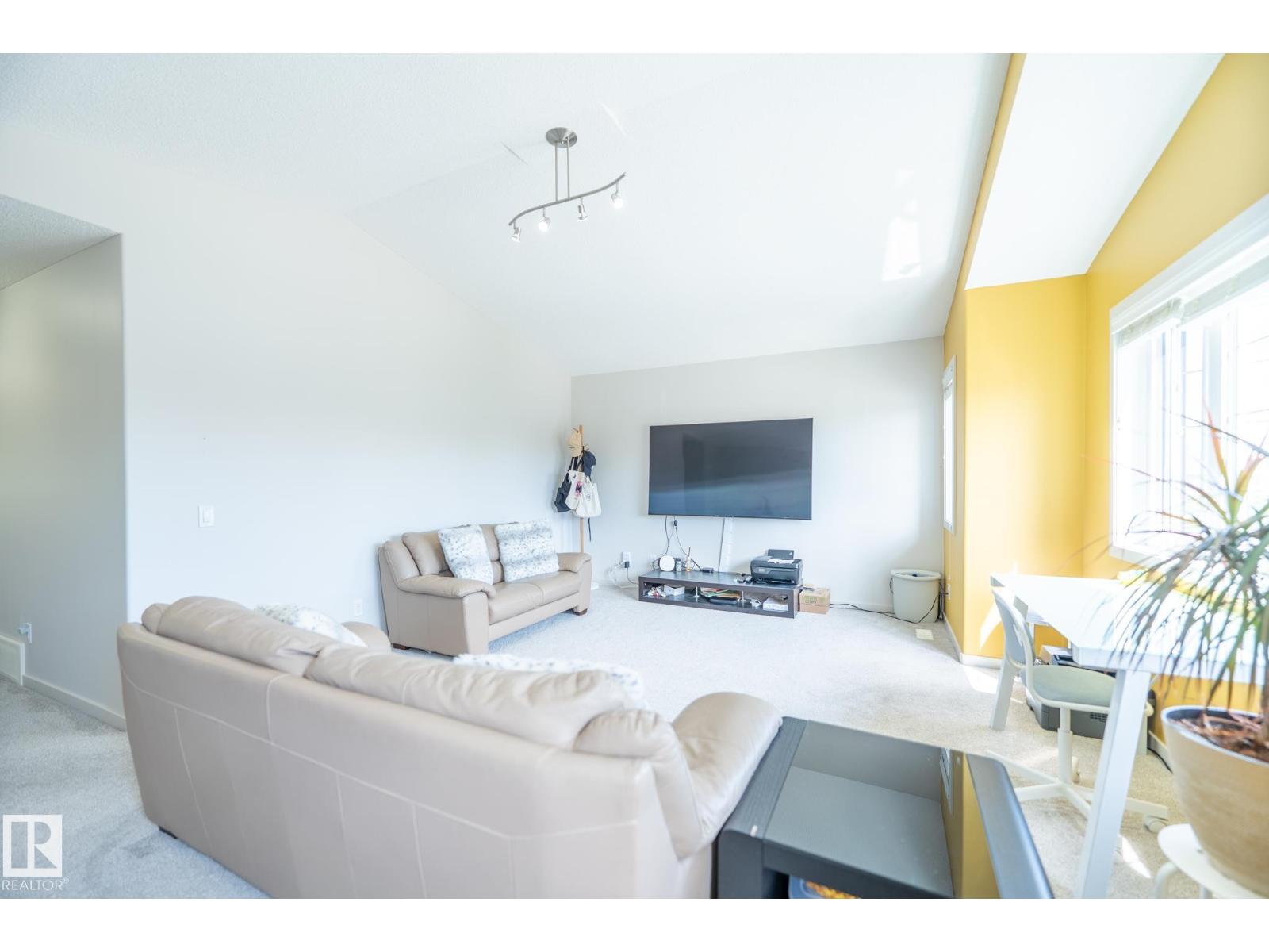 8508 219 ST NW - 44