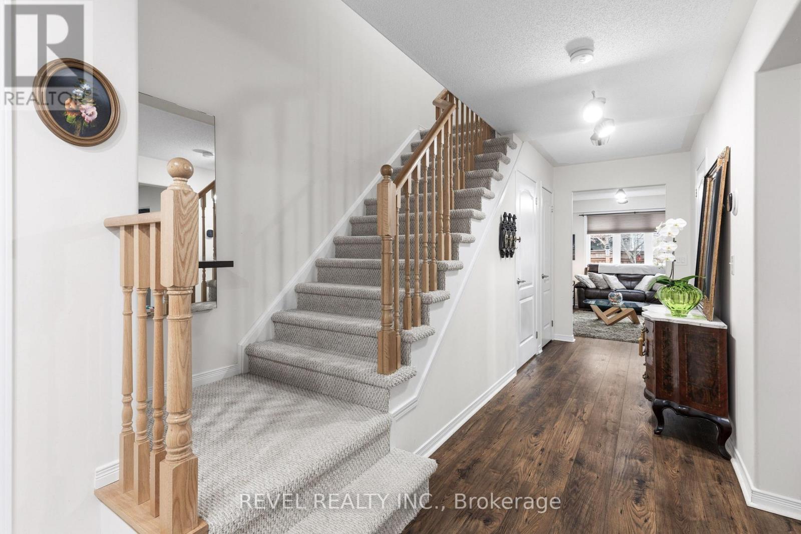 47 LISBETH CRESCENT - 4