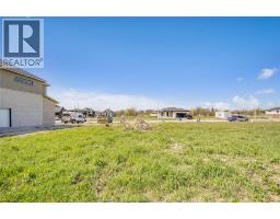 3673 Farrow Avenue, Windsor, ON N9H0B3 Photo 11
