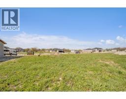 3673 Farrow Avenue, Windsor, ON N9H0B3 Photo 12