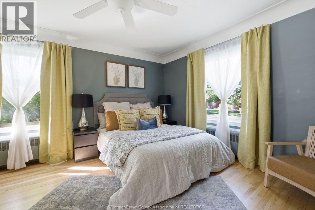 4330 CASGRAIN DRIVE - 14