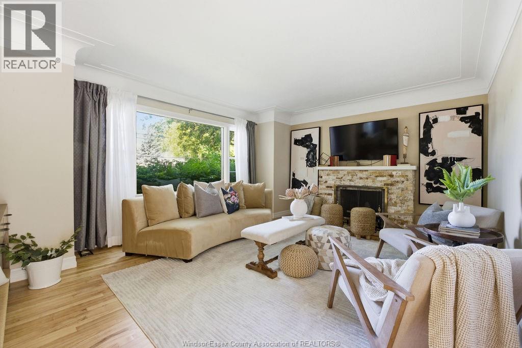 4330 CASGRAIN DRIVE - 3