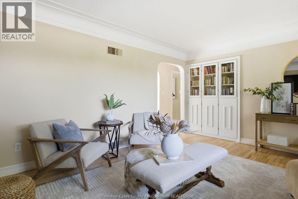4330 CASGRAIN DRIVE - 6