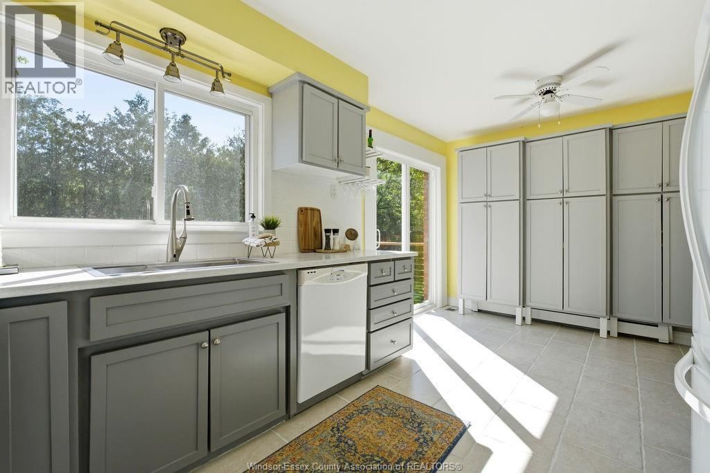 4330 CASGRAIN DRIVE - 9