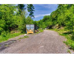 355 Ch. St-antoine, Val Des Monts, QC J8N7H8 Photo 34