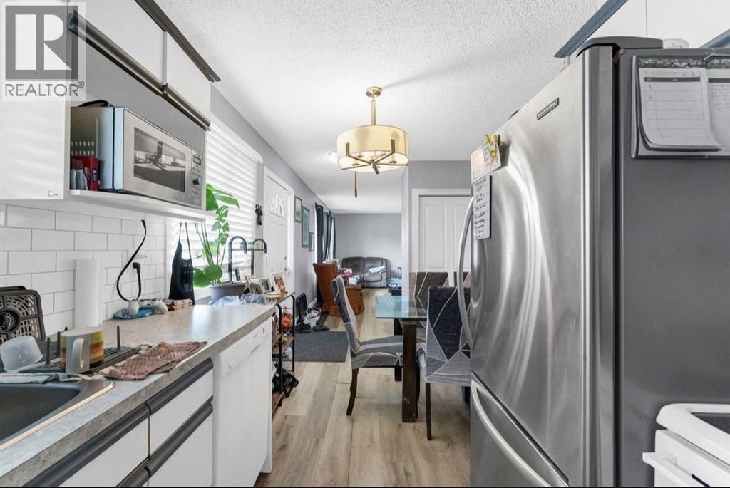 1265 2 Avenue NE - 17