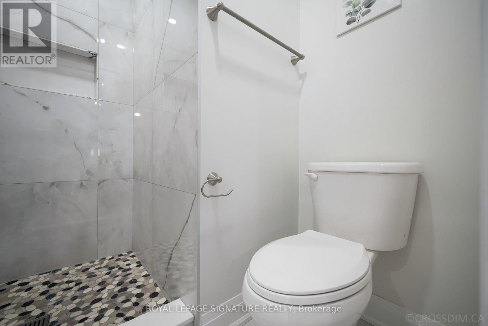 #14 3100 KINGSTON ROAD - 25