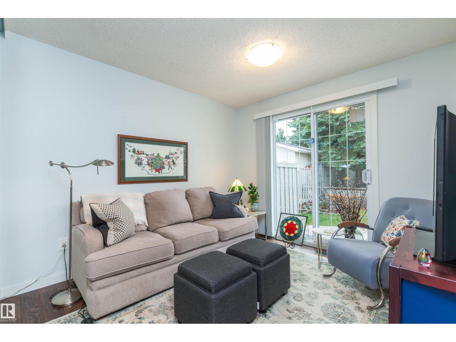 108 MARION DR - 16