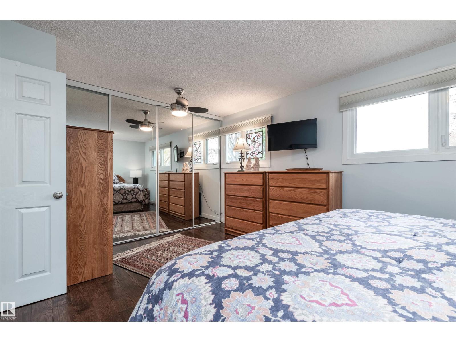 108 MARION DR - 20