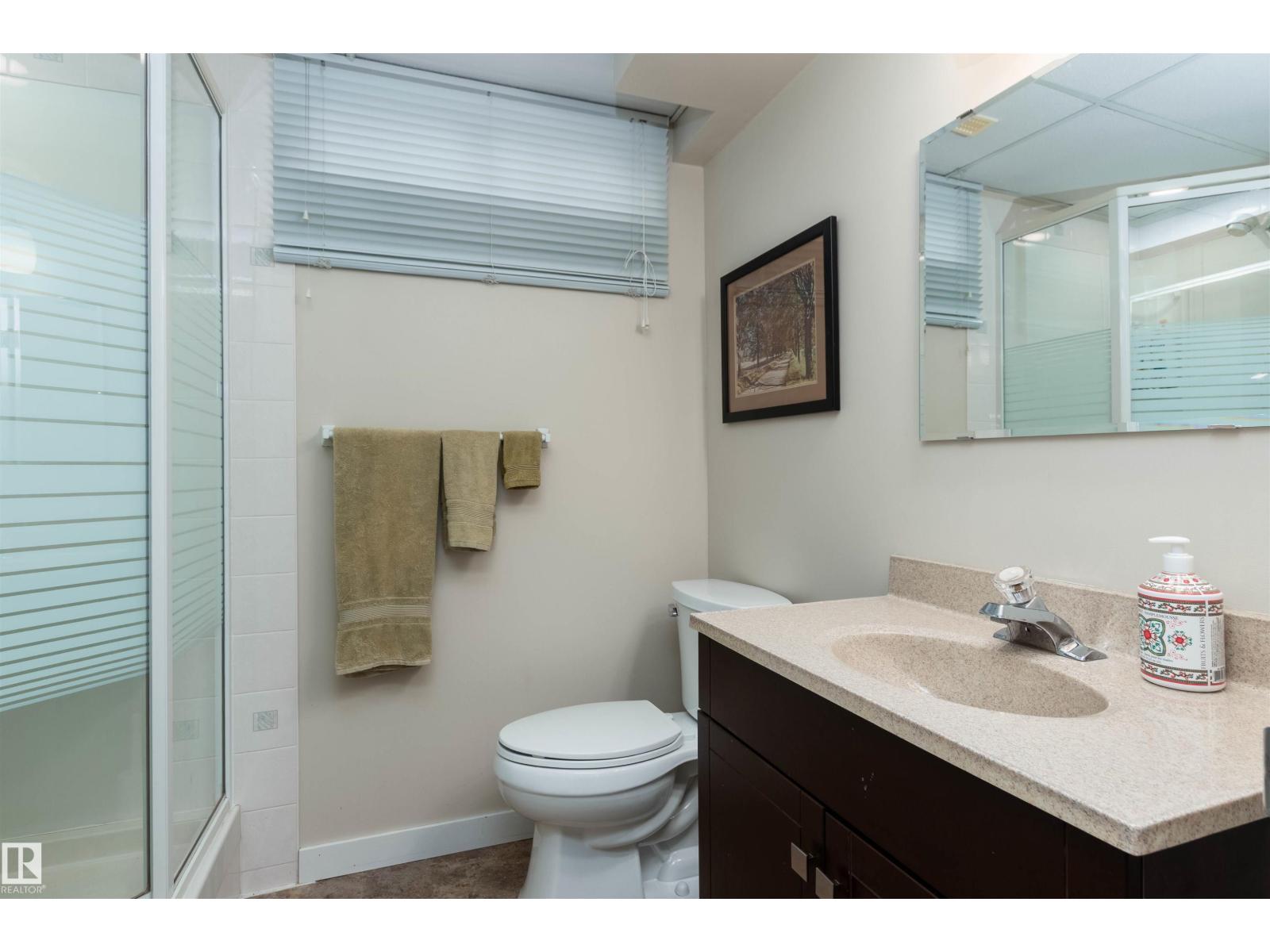 108 MARION DR - 29