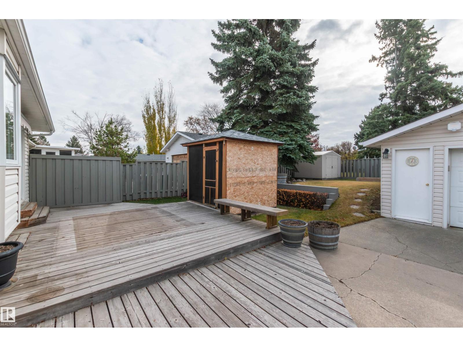 108 MARION DR - 36