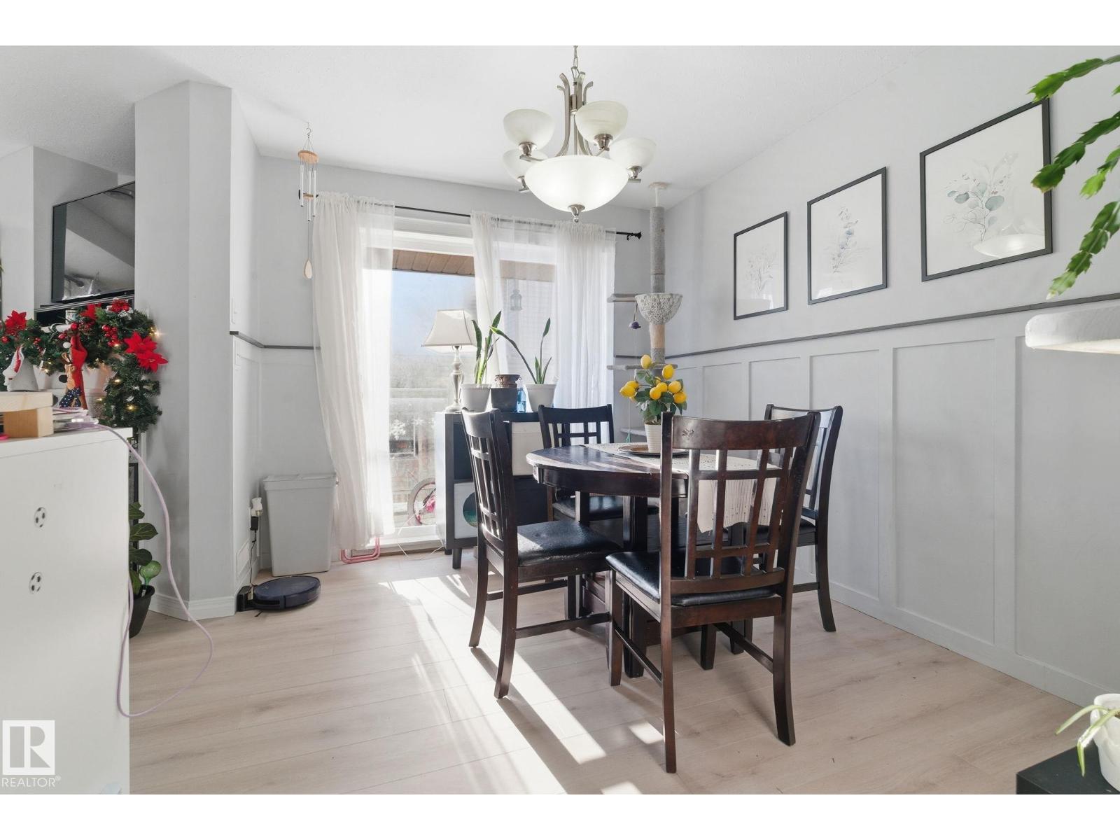 #62 2505 42 ST NW - 6