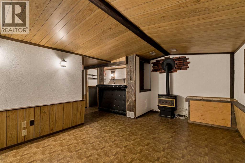 32 Gladeview Crescent SW - 23