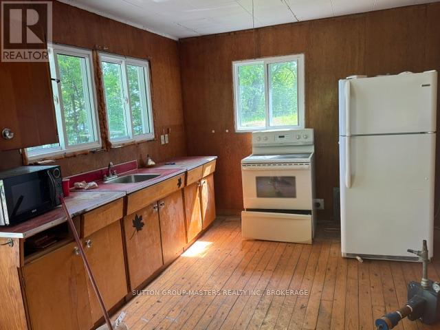 2458 HOWE ISLAND DRIVE - 6