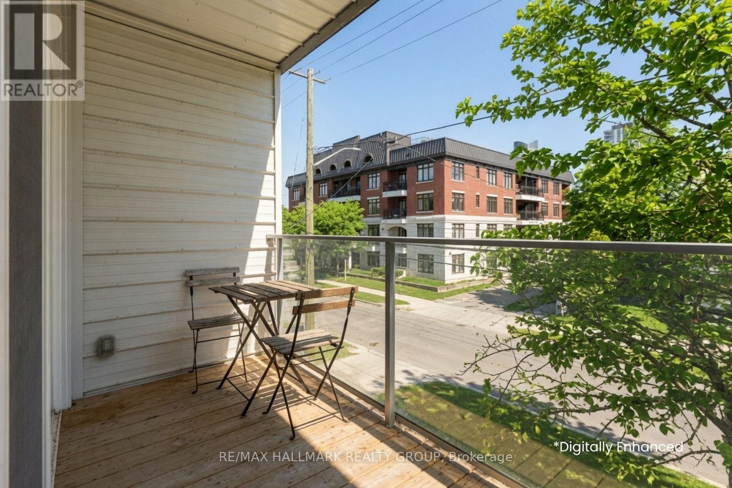 330 WINONA AVENUE - 26