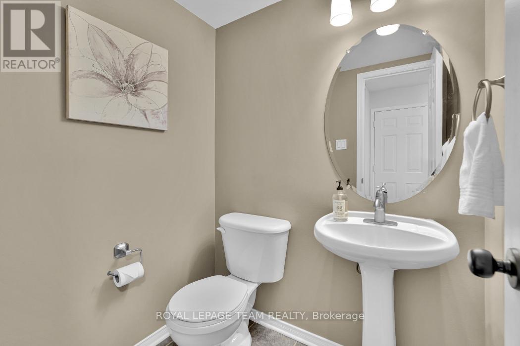 111 FAIRLOP WAY - 5