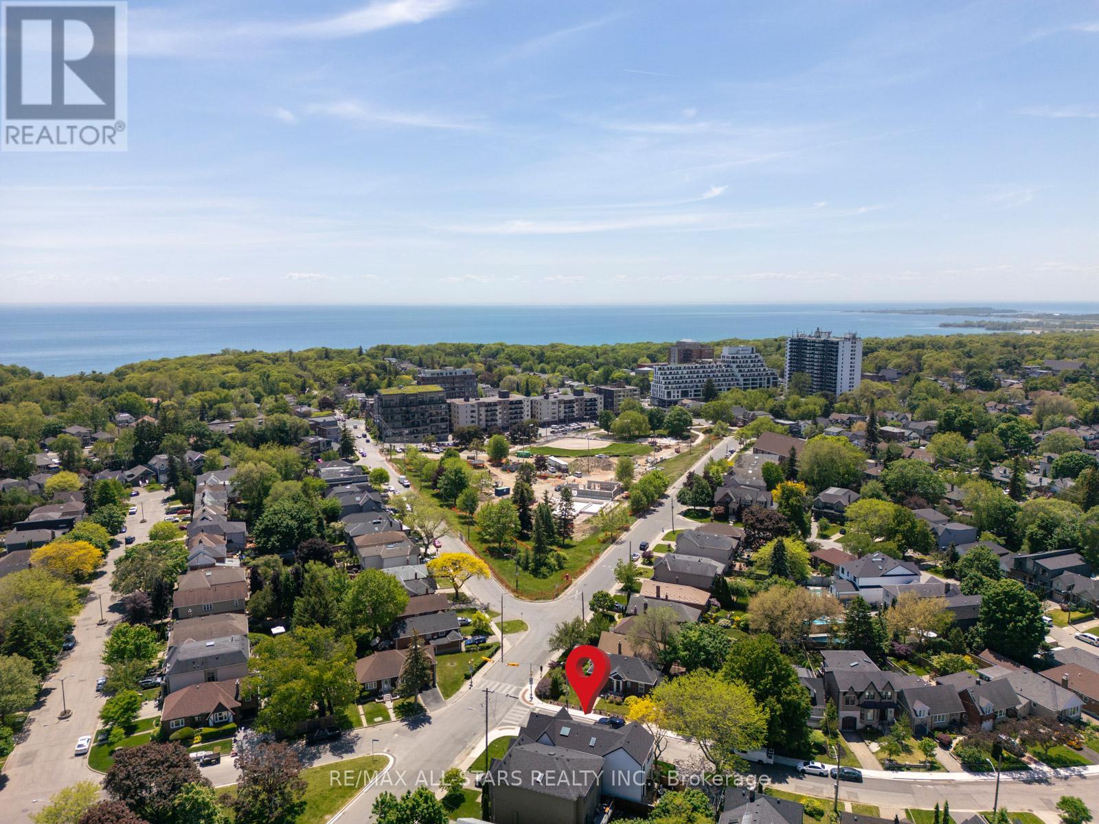38 CLONMORE DRIVE - 46