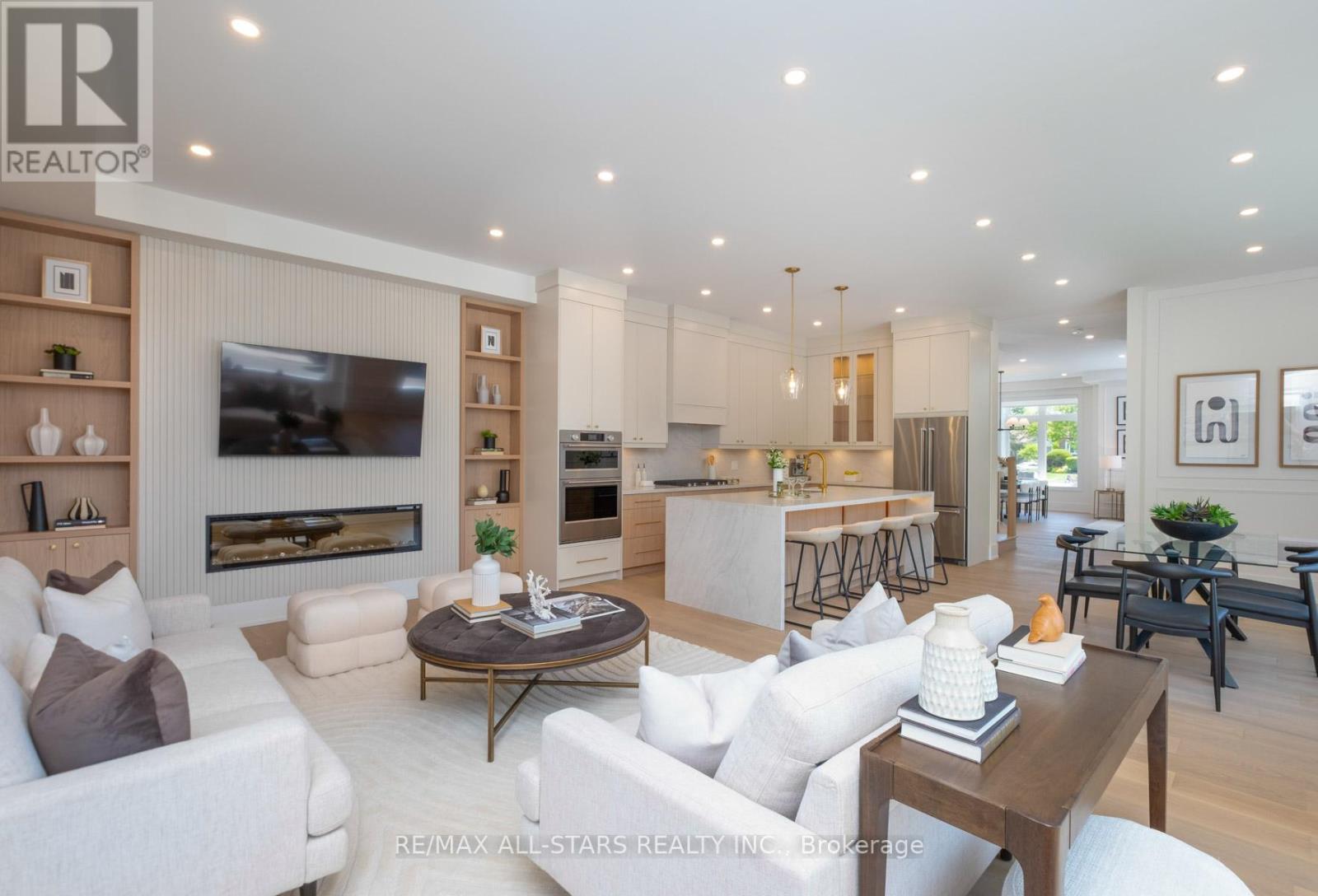38 CLONMORE DRIVE - 8