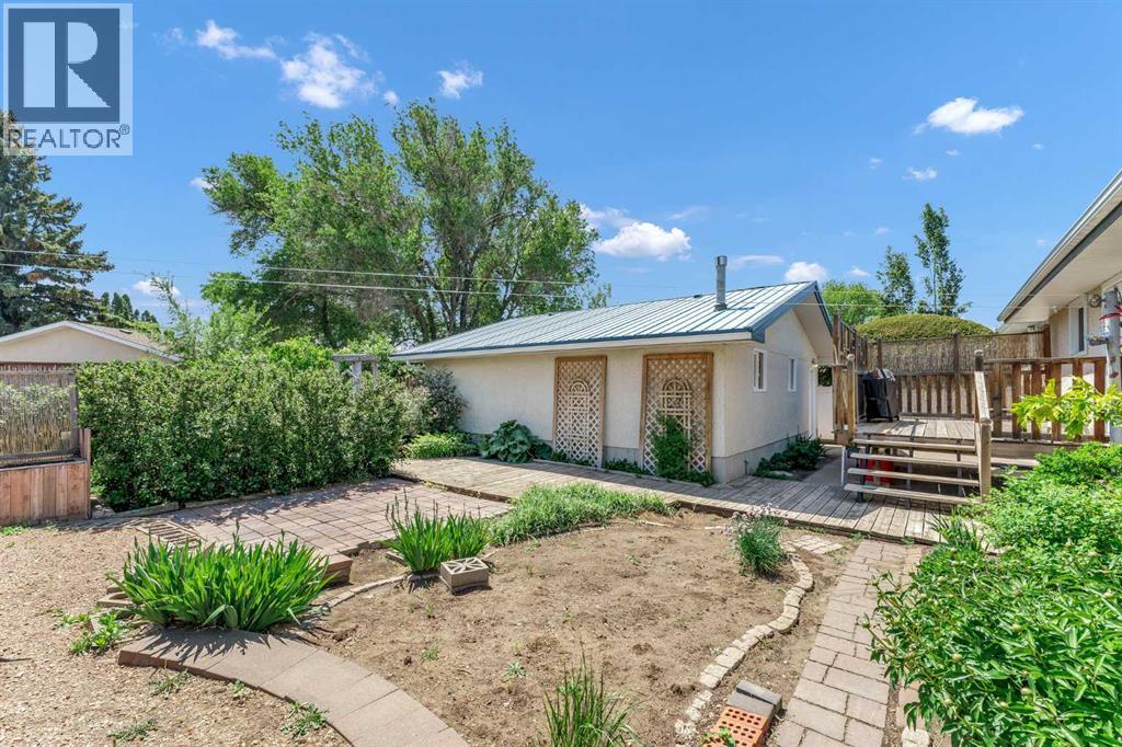1277 Crockford Crescent NW - 31