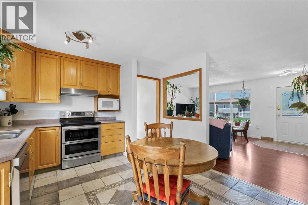 1277 Crockford Crescent NW - 8