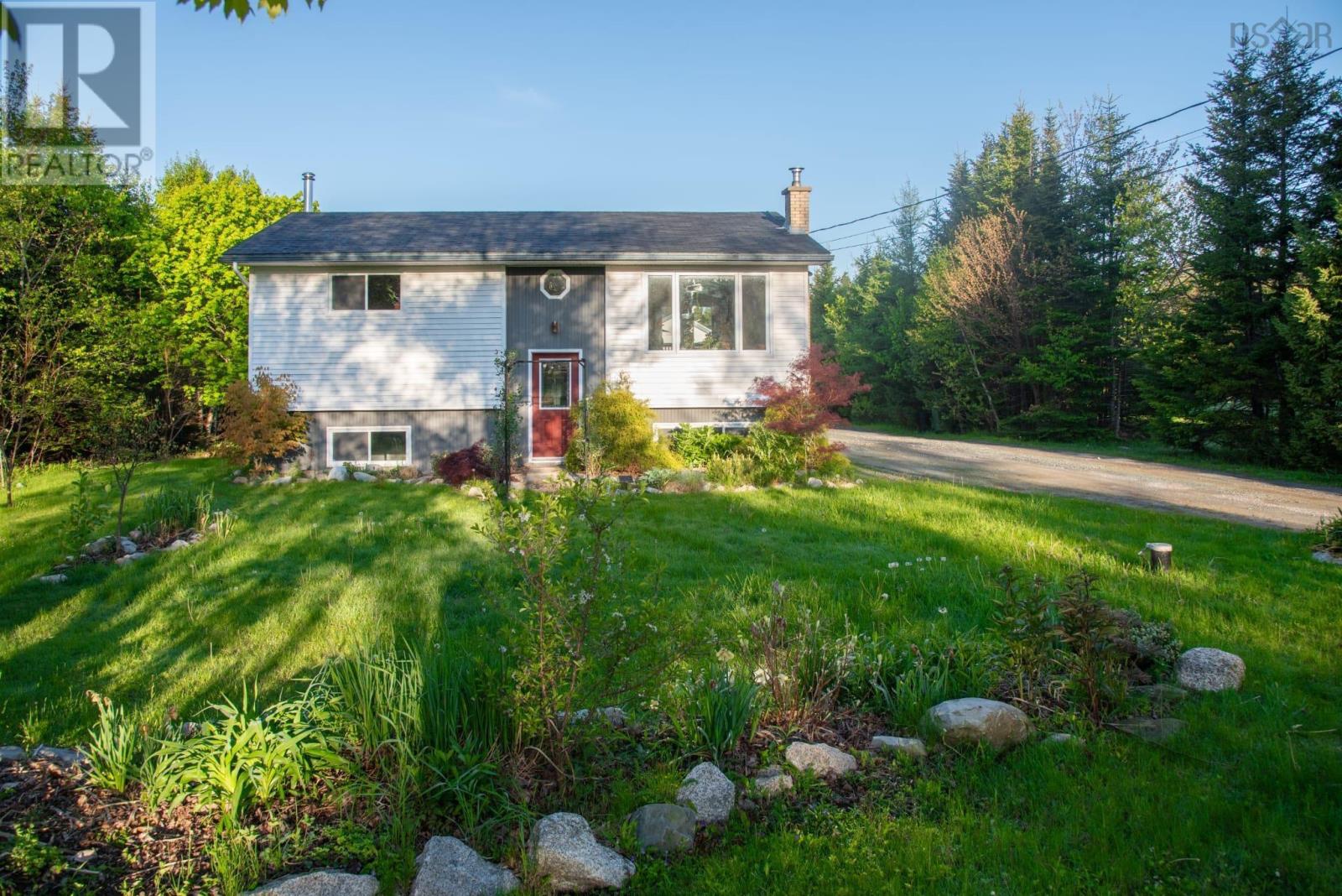 42 David Allen Drive - 6