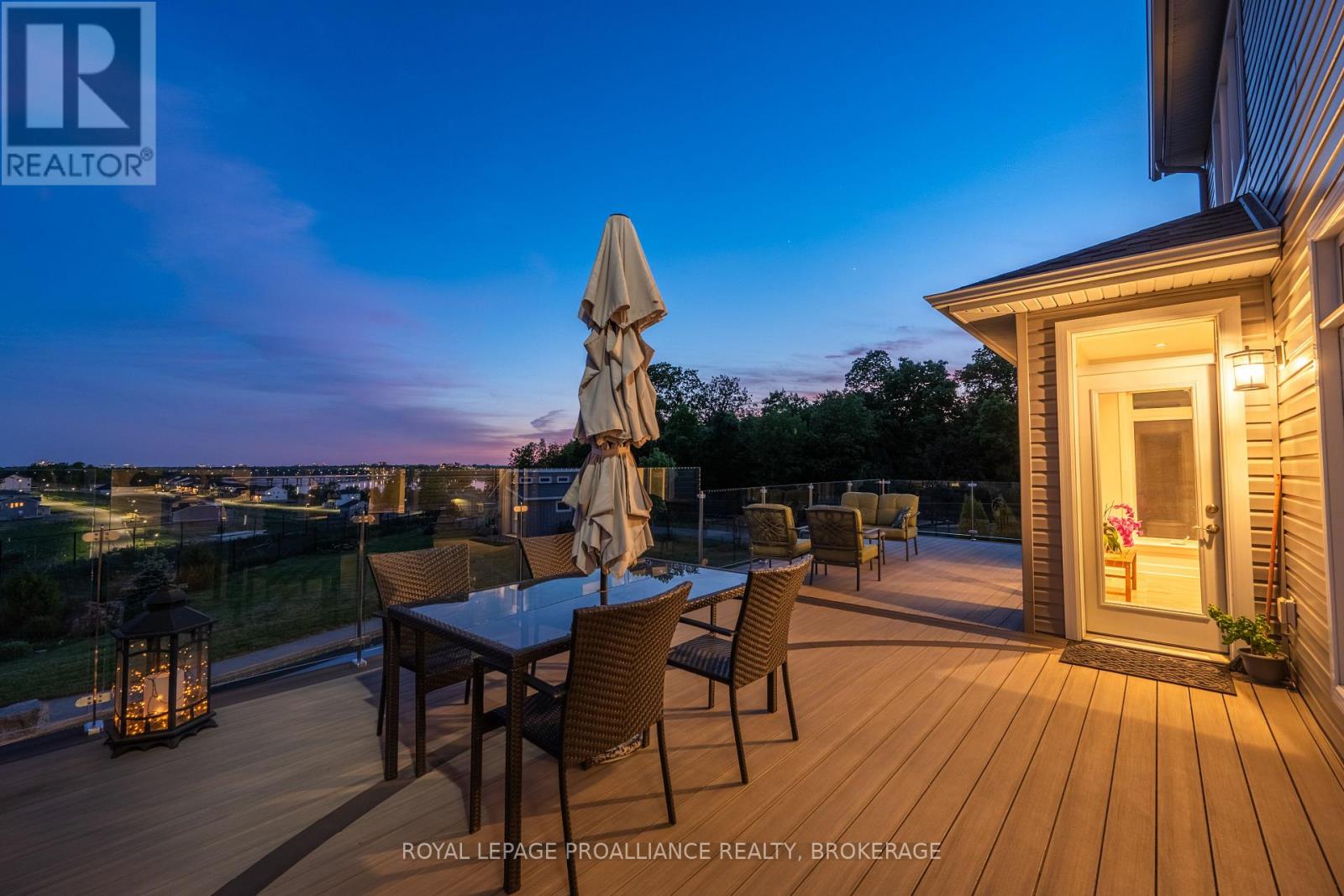 800 RIVERVIEW WAY - 12
