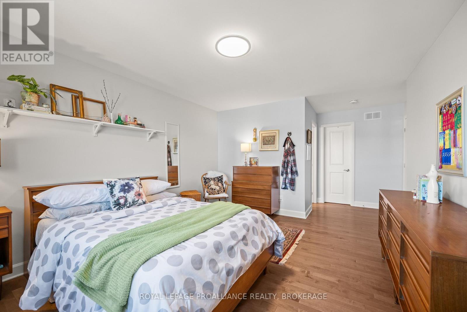 800 RIVERVIEW WAY - 31