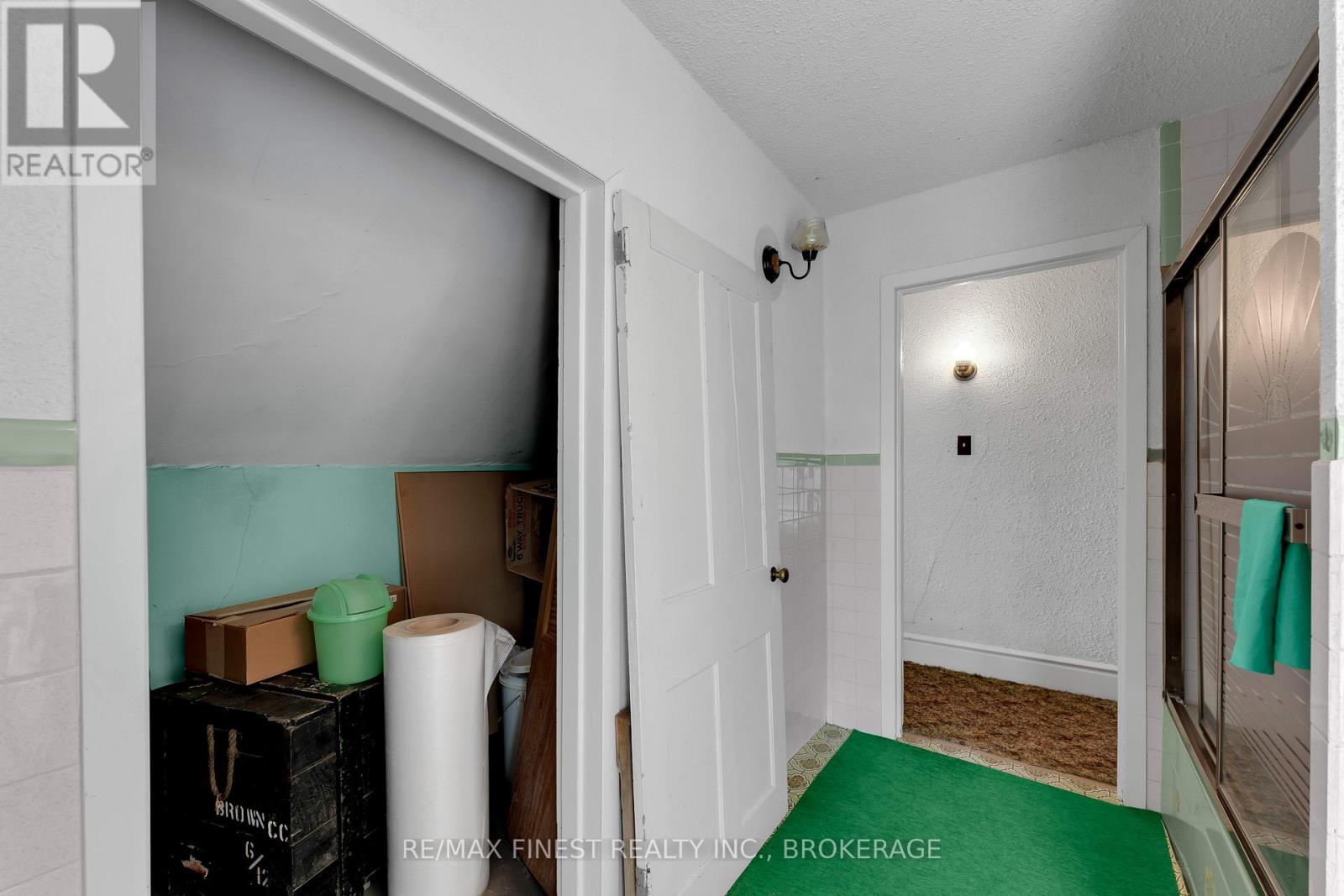 291 HAMBLY STREET - 26